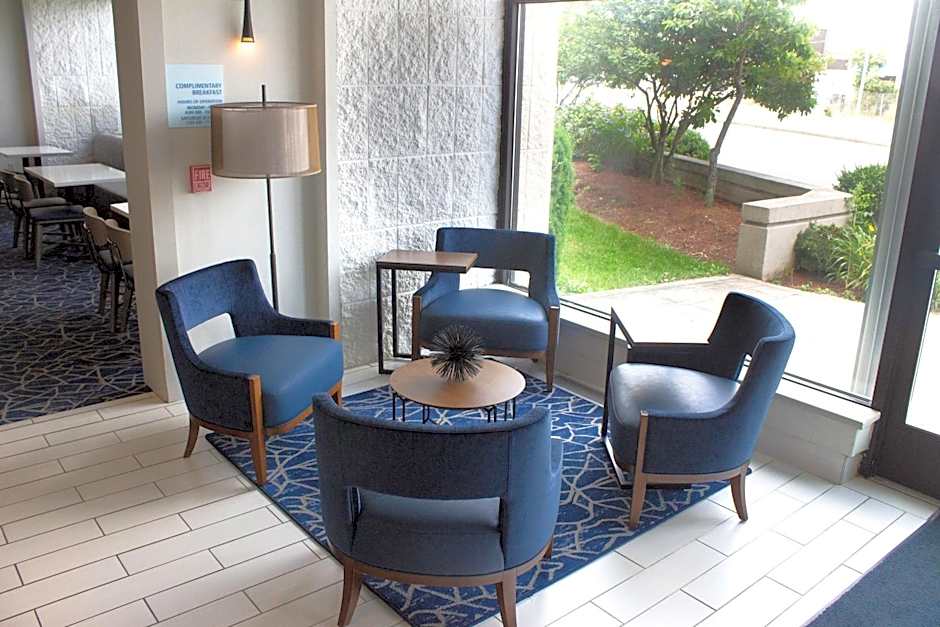 Holiday Inn Express Hotel & Suites Boston-Cambridge By IHG