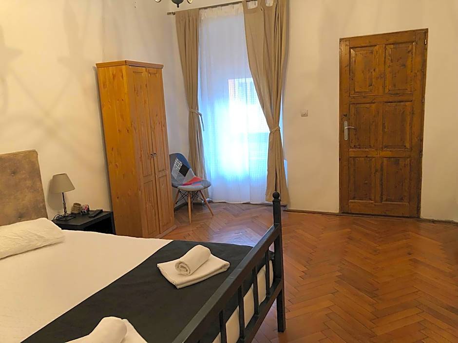 Poet Pastior Residence