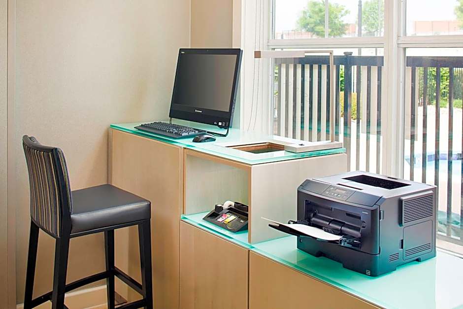 Residence Inn by Marriott Roanoke Airport