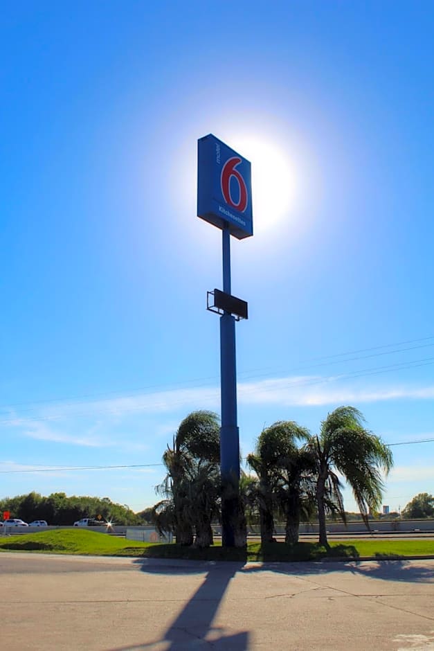 Motel 6-Winnie, TX
