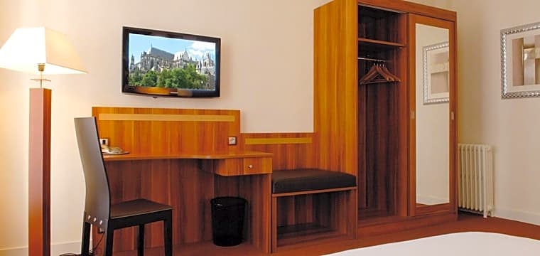Hotel The Originals du Grand Monarque Nantes Gare