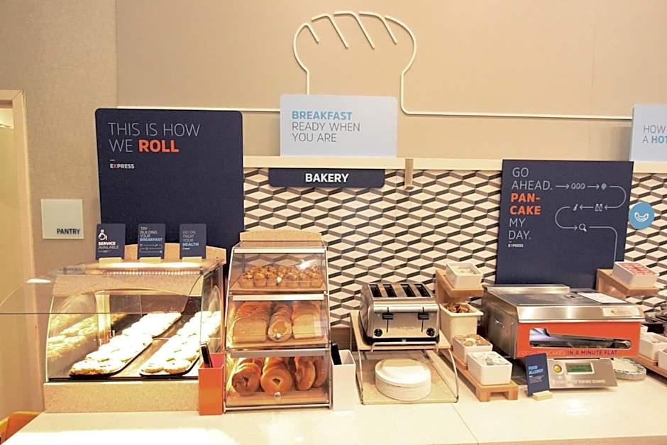 Holiday Inn Express Hotel & Suites Hermosa Beach By IHG