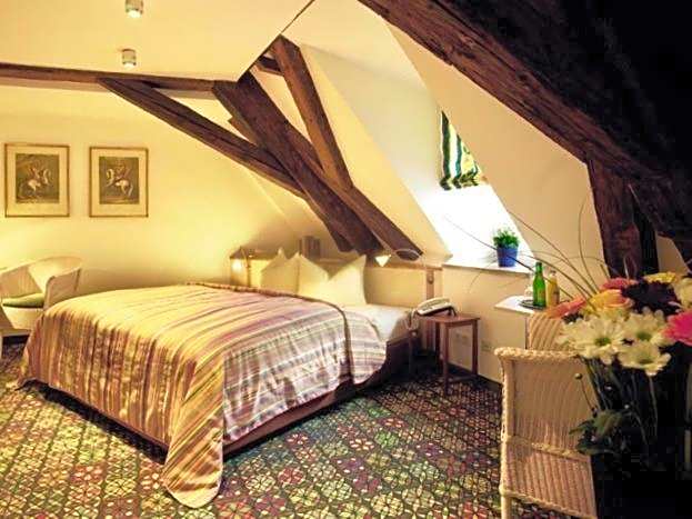 Hotel Münchner Hof und Blauer Turm