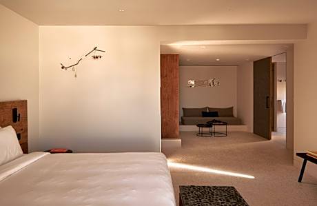 Harmonia Junior Balcony Suite