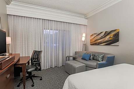 Room, 1 King Bed with Sofa bed (1 King Bed and 1 Double Sofa Bed)