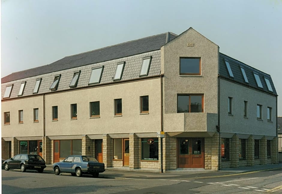 Connel Court Apartments