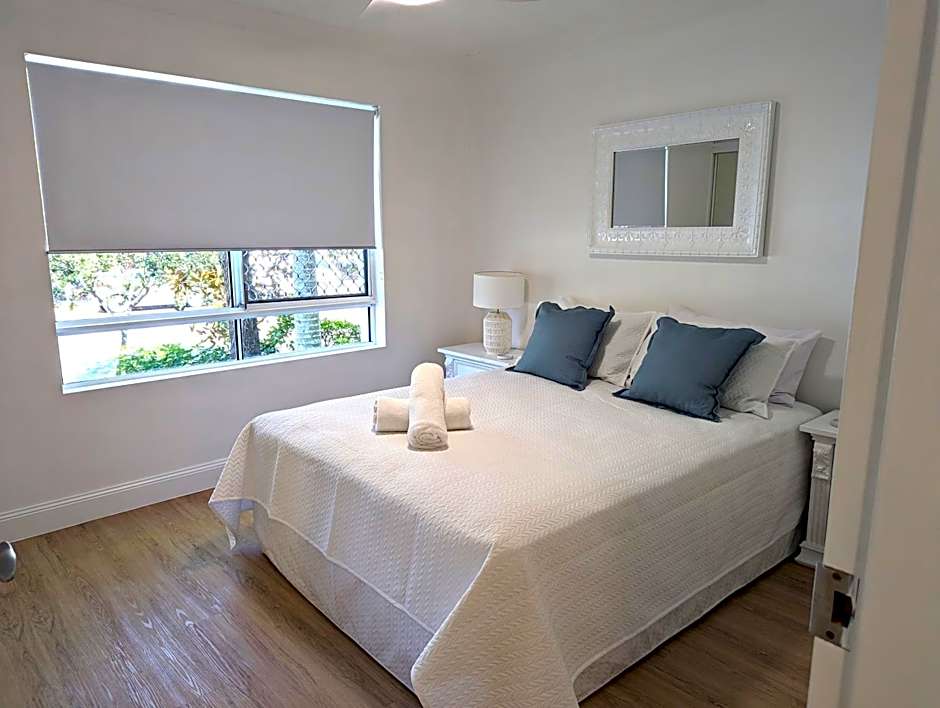 Bay Lodge Apartments