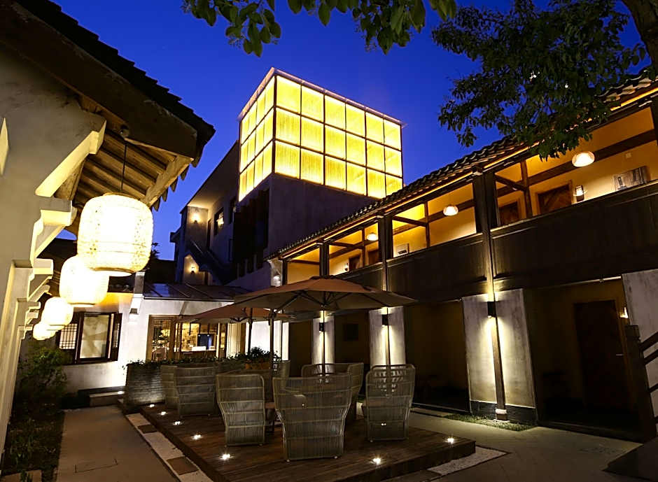 Wuzhen Yue Xiang Inn