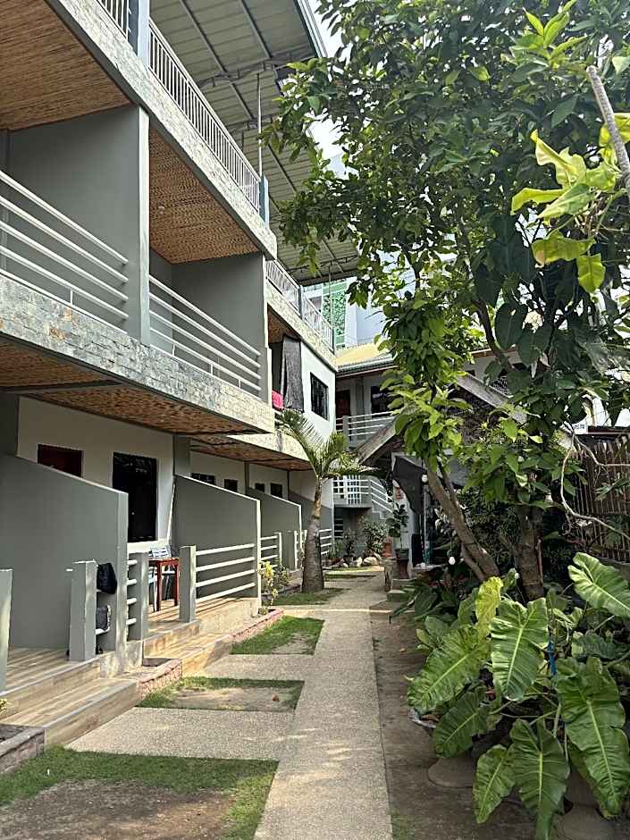 Alona Grove Tourist Inn