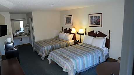 Skyline Lodge