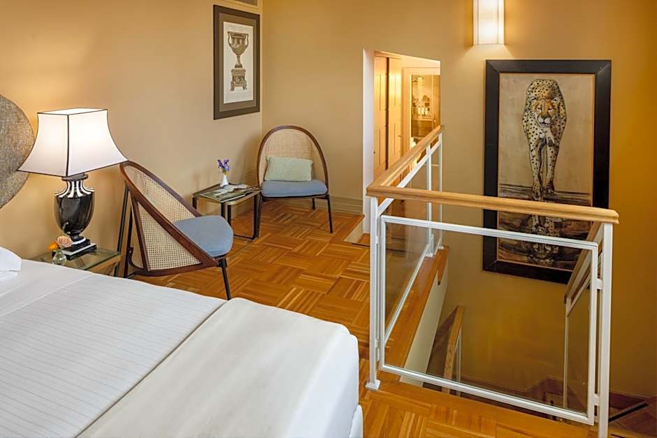 Hotel Number Nine