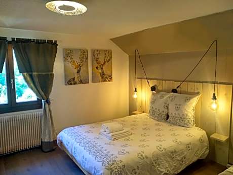 Triple Room with Private Bathroom