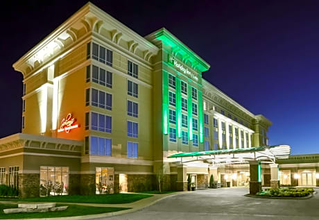 Holiday Inn and Suites East Peoria By IHG