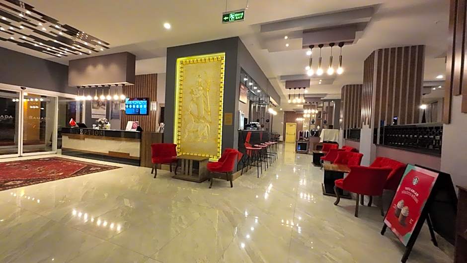 Ramada by Wyndham Van