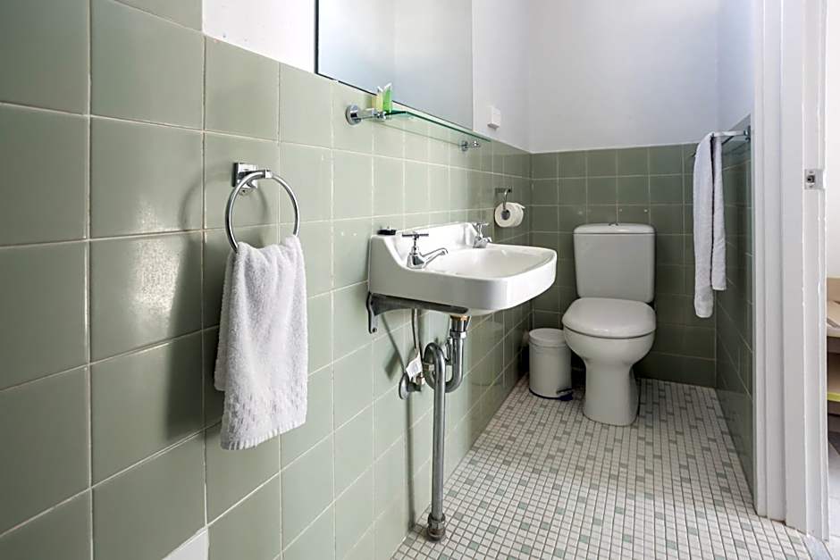 Nightcap at Emerald Star Hotel