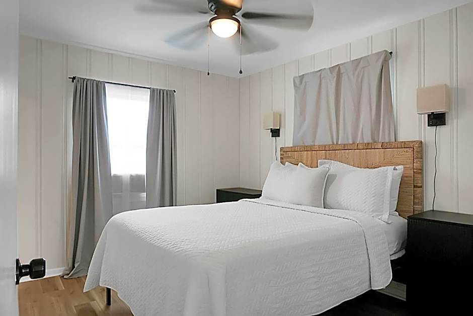 Seabirds Motel At Kure Beach