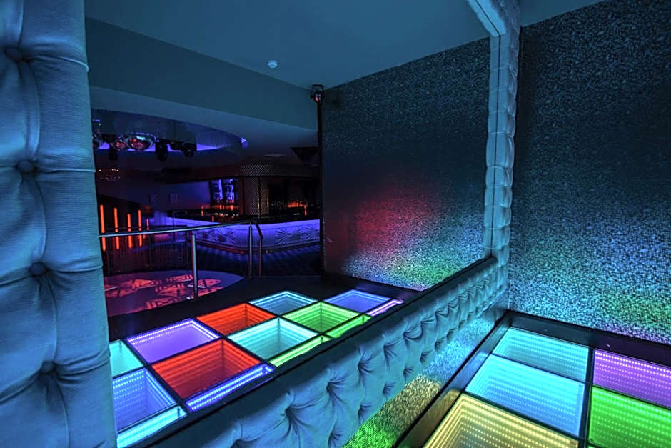 The Commercial Hotel