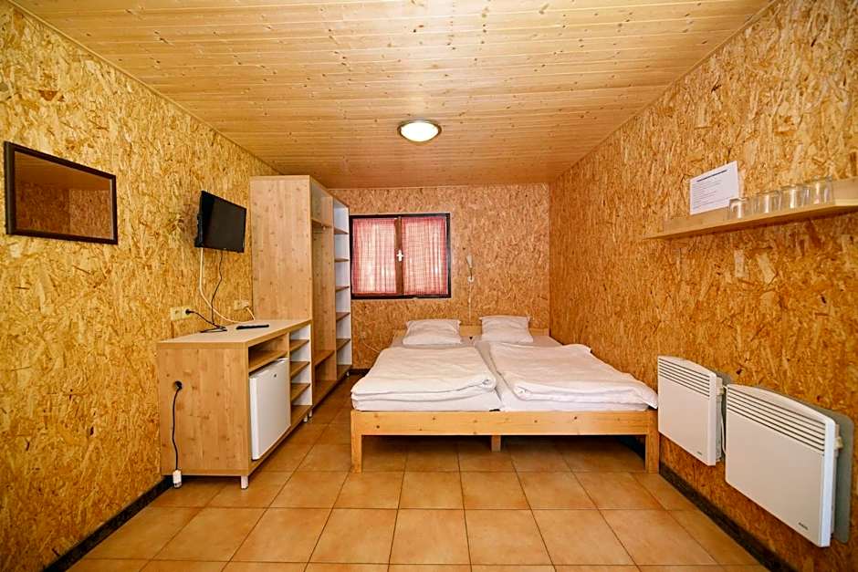 Chatový areál Zděřina