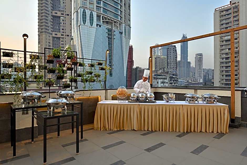 Krishna Palace Hotel