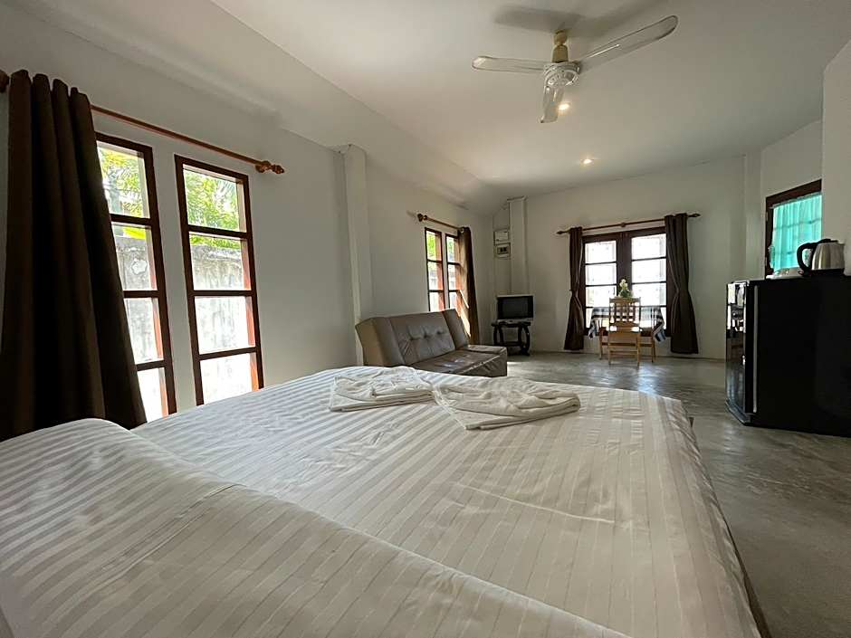 Rose Garden Samui Bungalows