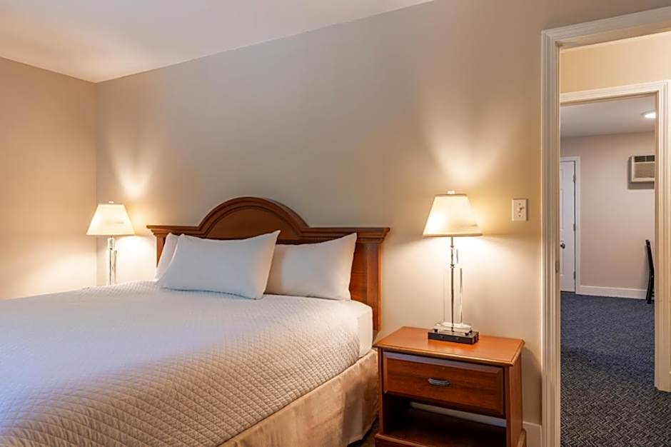 Ogunquit Hotel and Suites