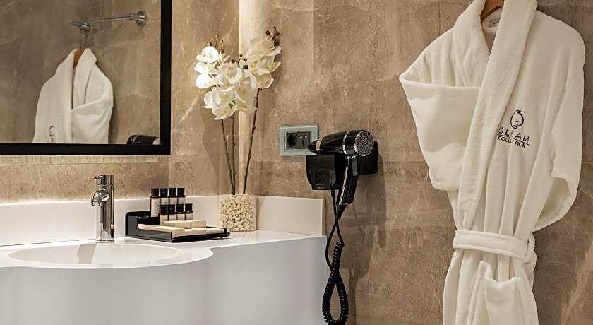 Gleam Collection Hotel