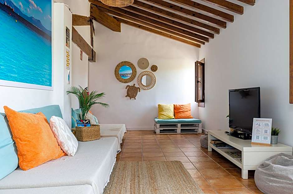 Urban Hostel Palma - Albergue Juvenil - Youth Hostel