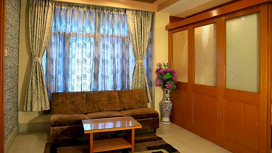 Executive Tower Hotel