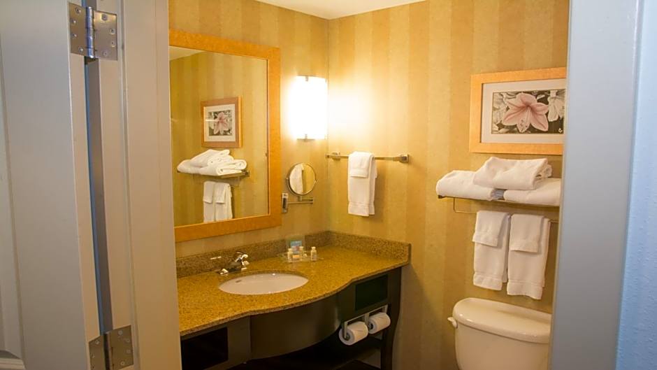 Holiday Inn Saint Louis-Fairview Heights By IHG