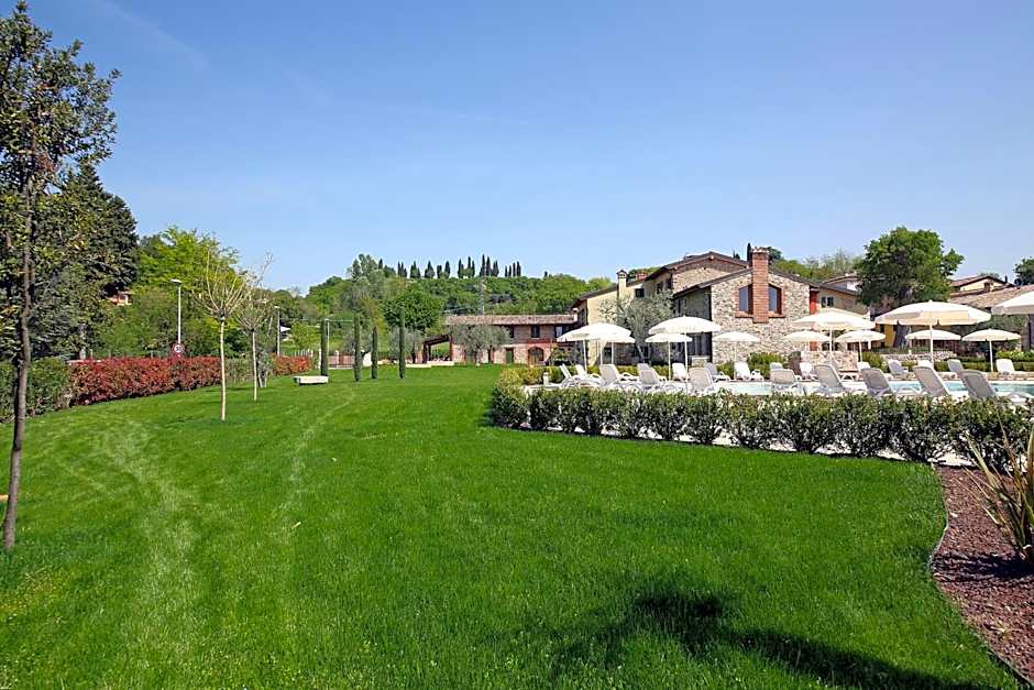 Residence Borgo Mondragon