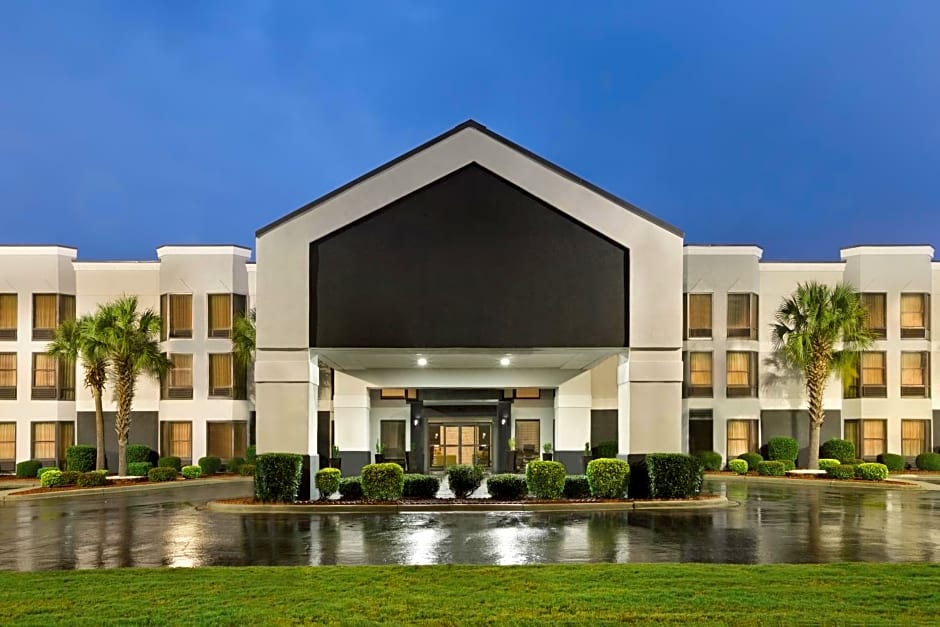 Country Inn & Suites by Radisson, Florence, SC
