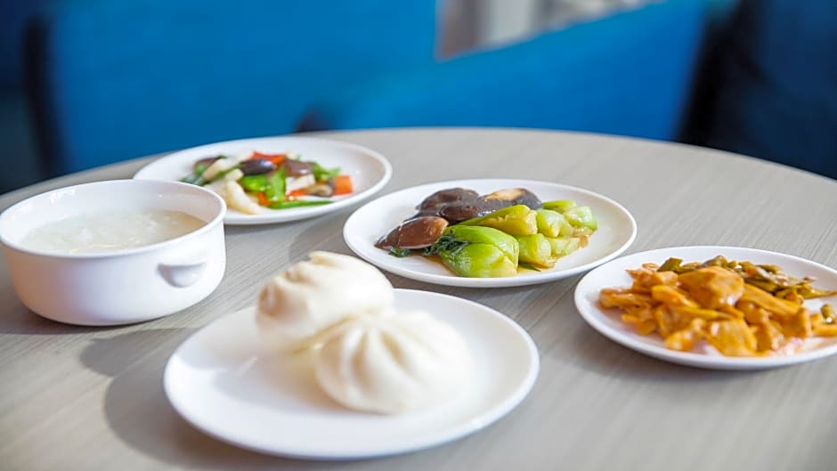 Holiday Inn Express Chifeng Hongshan By IHG