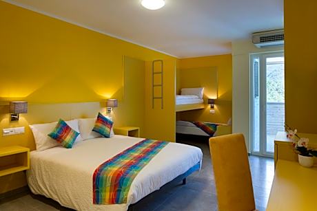 Premium Quadruple Room