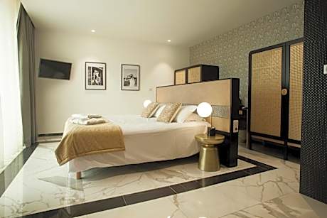 Junior Suite with Terrace and Sea View