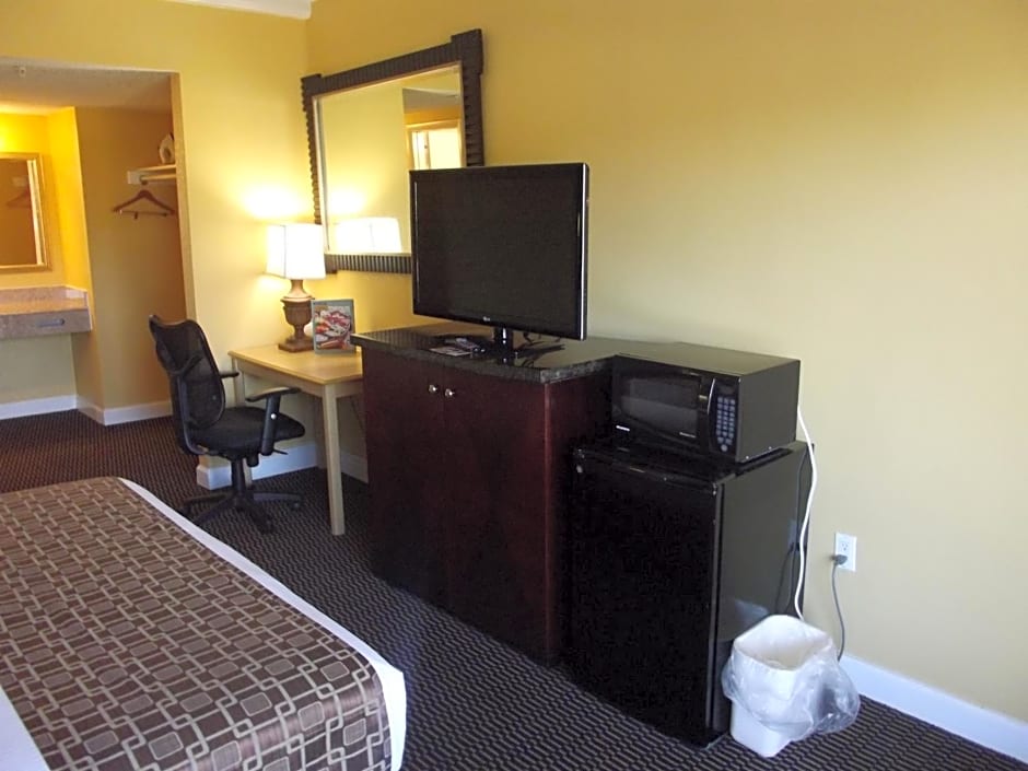 Ambassadors Inn & Suites