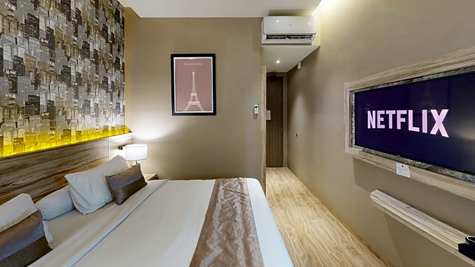 De Paris Hotel