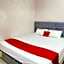 RedDoorz @ Homestay Madu Makassar