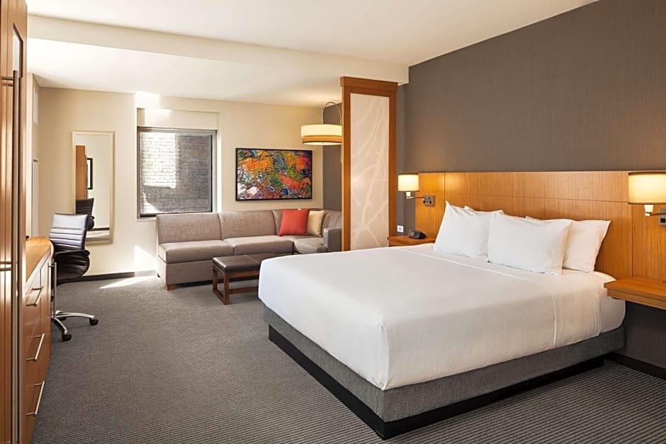 Hyatt Place Knoxville/Downtown