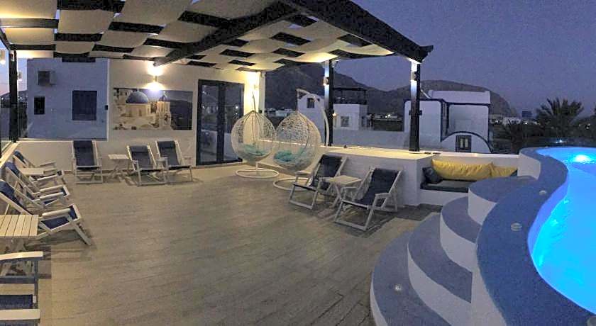 Honeymoon Beach Studios