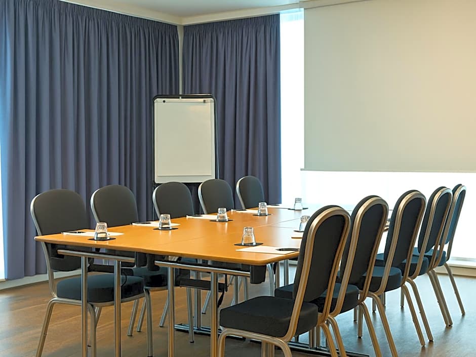 B&B HOTEL Warrington