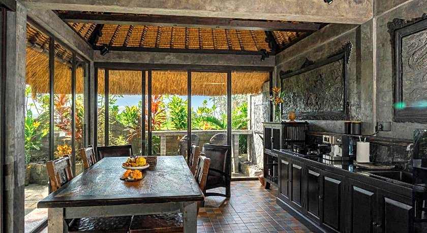 Most Exotic Beachfront Villa Keong