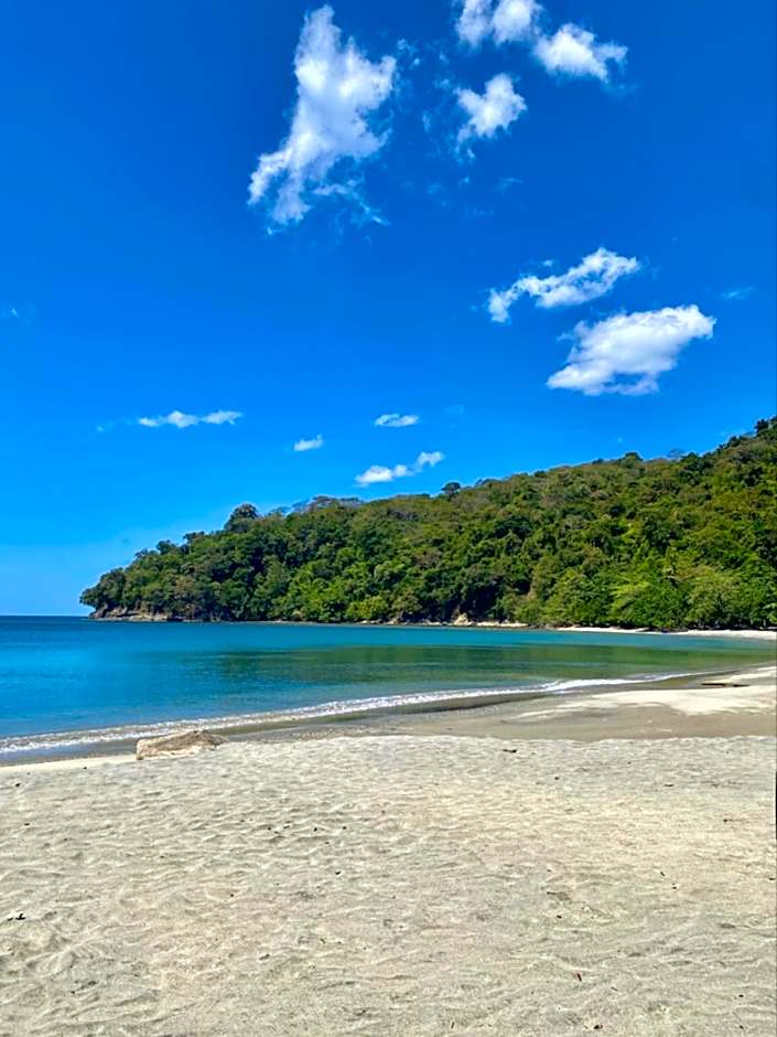 Playa La Caleta Bataan