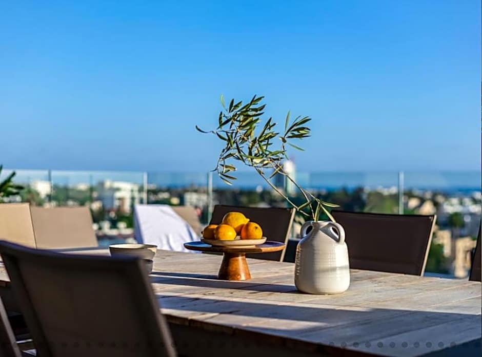 Olive Shared Pool Apartments