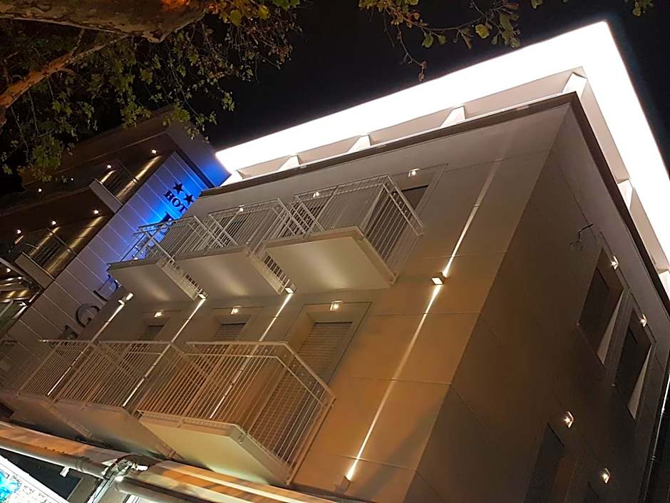 Hotel Bridge