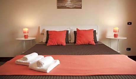 Deluxe Double Room with Private Bathroom