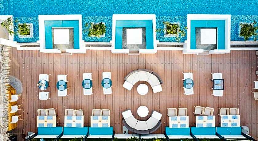 Ferra Hotel and Garden Suites