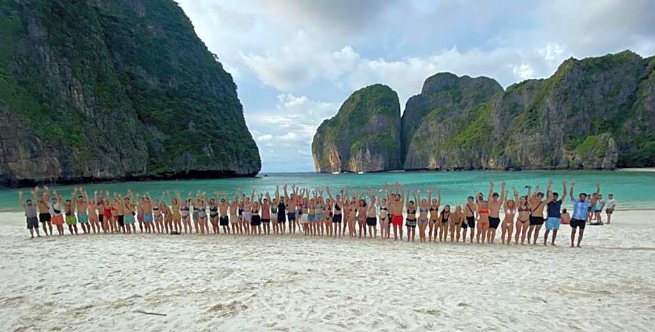 Blanco Beach Bar Hostel