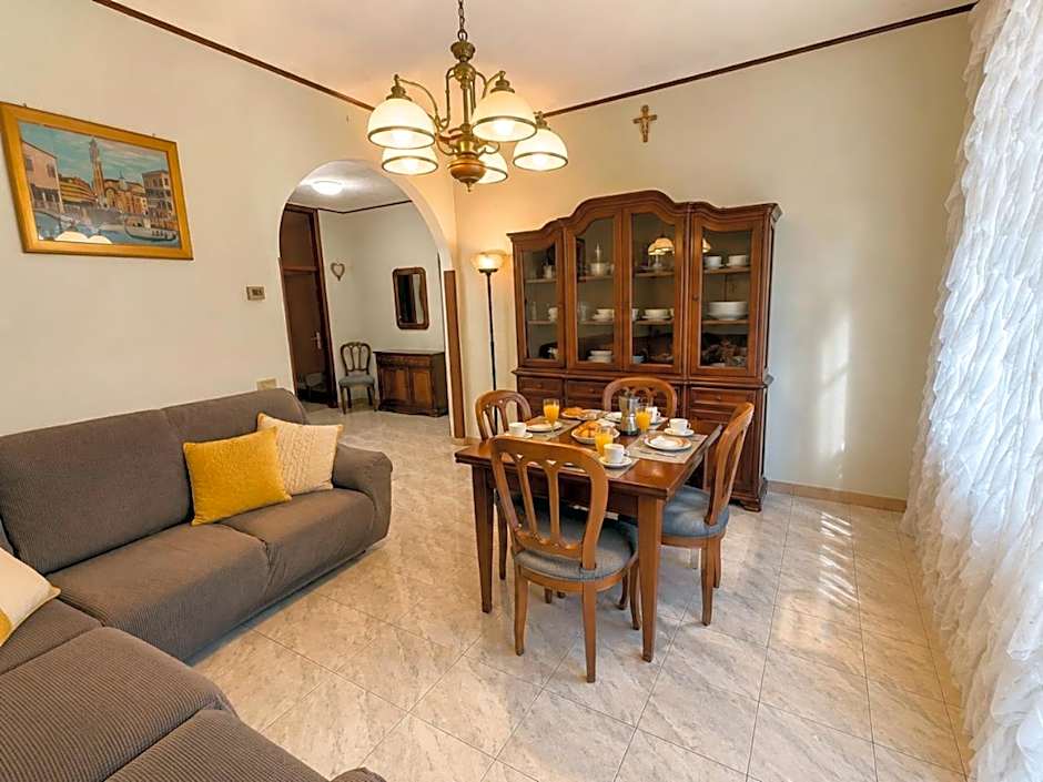 Big Apartment with 3 rooms