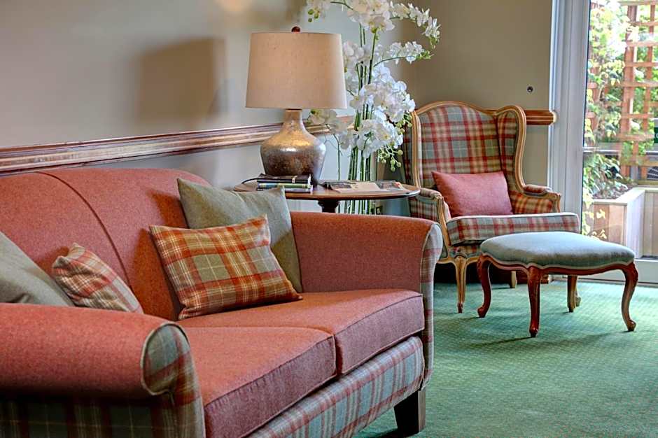 Best Western Plus Windmill Village Hotel