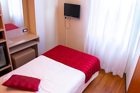 Compact Room